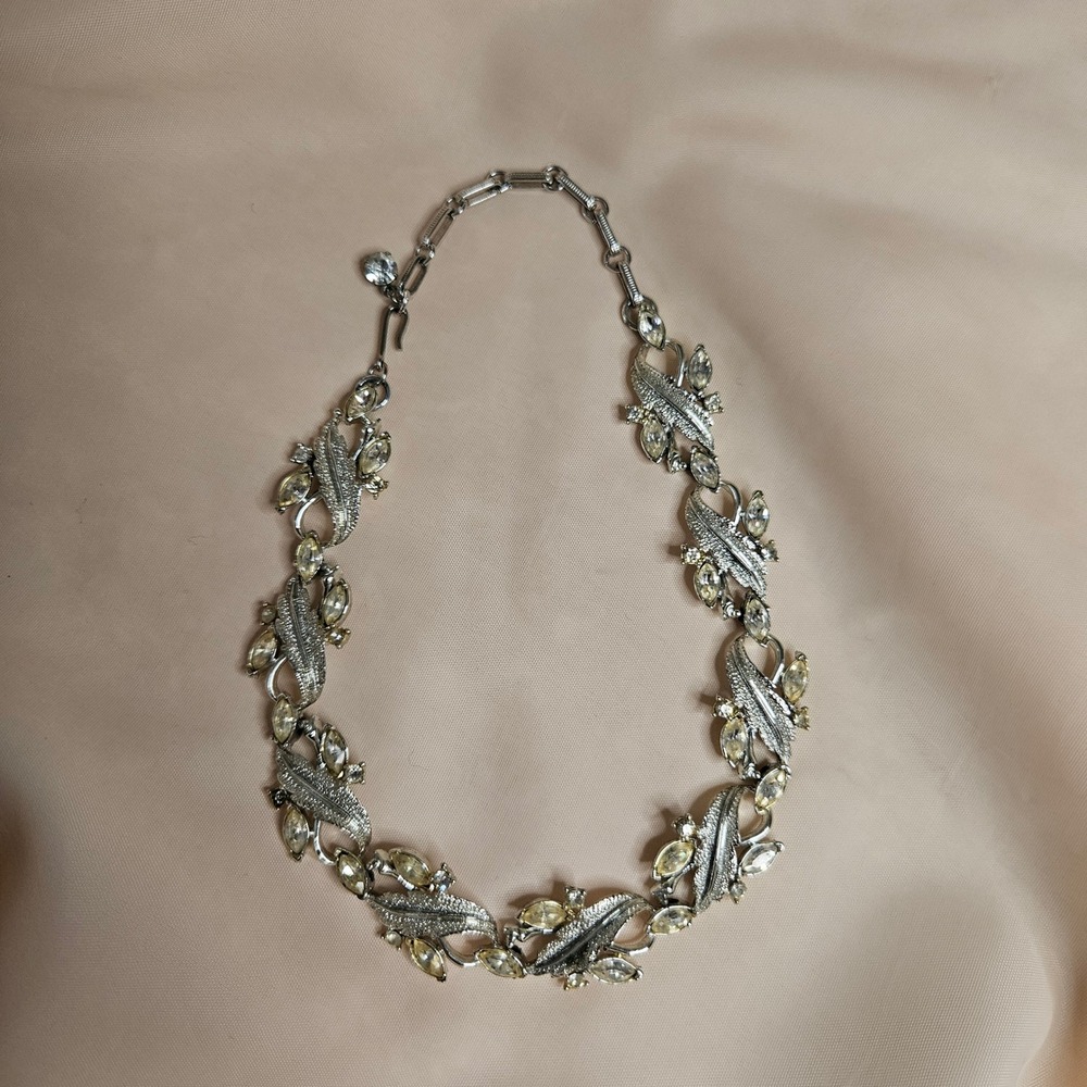 Vintage Coro Silver Tone Rhinestone Leaf Choker Necklace Adjustable J-Hook 15.5"